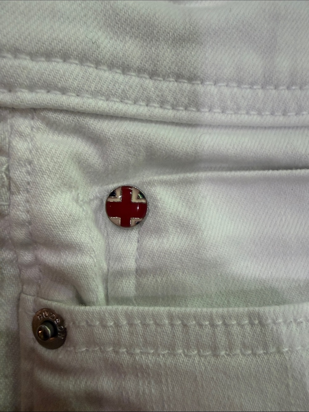 Hudson Jeans Ruby White Roll-Cuff 5 Pocket Design Denim Shorts - Picture 8 of 8
